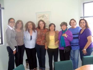 Integrantes do Cress/PR recepcionam assistentes sociais do Equador.